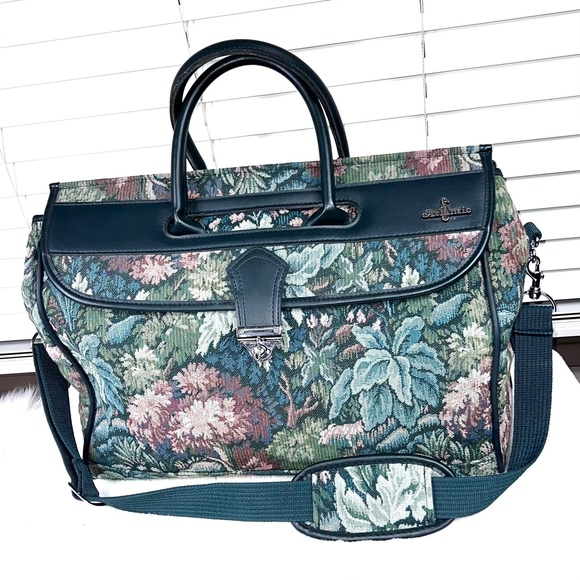 Atlantic Handbags - 🚫SOLD! VINTAGE NWOT |•ATLANTIC•| Carry On Luggage Tapestry Floral Travel Bag